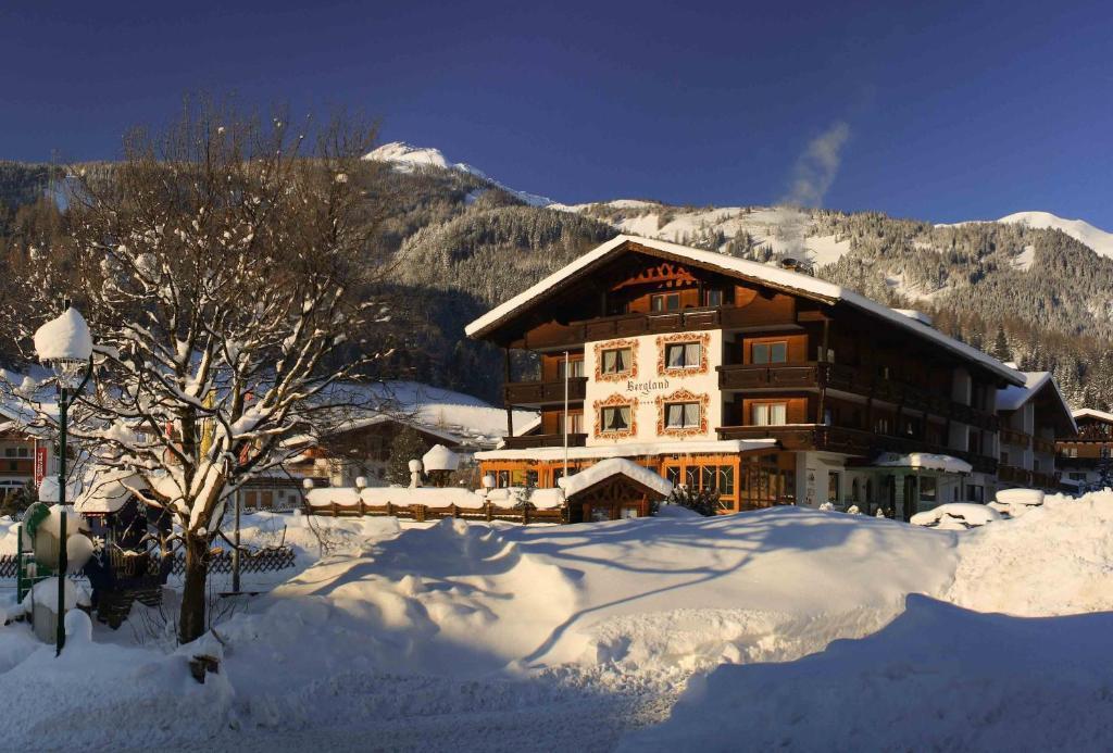 Hotel Bergland Lermoos Exterior foto